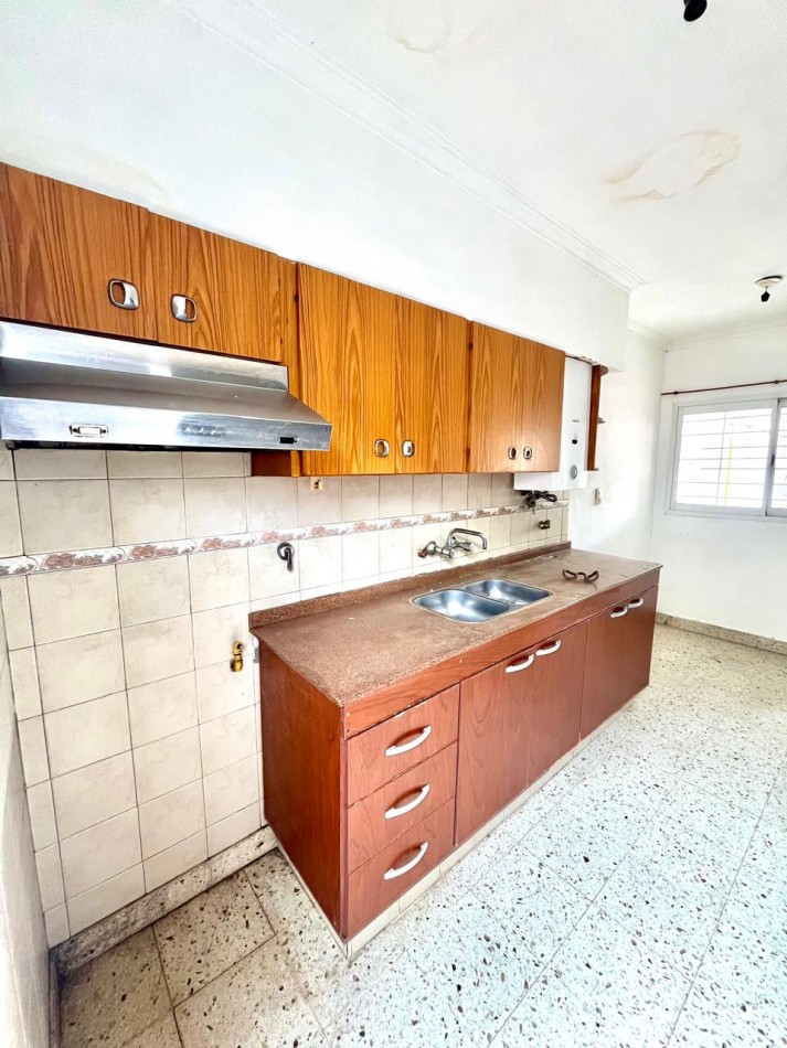 Casa Interna con cochera